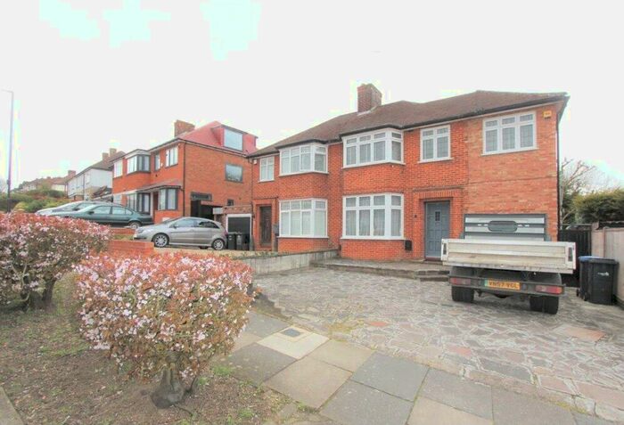 Property To Rent In Lower Kenwood, London, EN2
