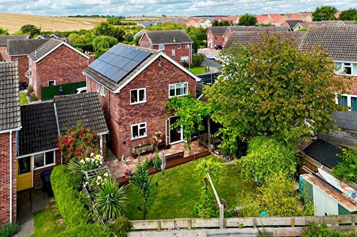 4 Bedroom Detached House For Sale In Bramble End, Sawtry, Huntingdon, PE28