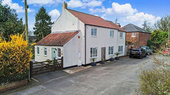 4 Bedroom Detached House For Sale In The Cottage, Holmes Lane, Dunholme, Lincoln, LN2