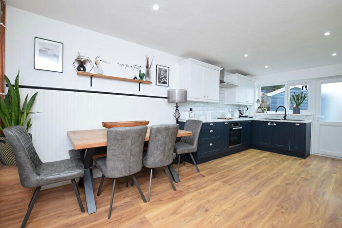 3 Bedroom Terraced House For Sale In Thongsley, Huntingdon, PE29