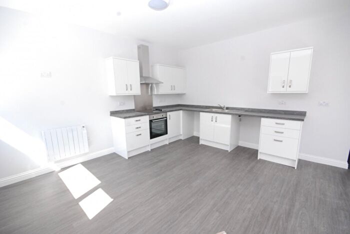 2 Bedroom Flat To Rent In Jackson Street, Gateshead, NE8
