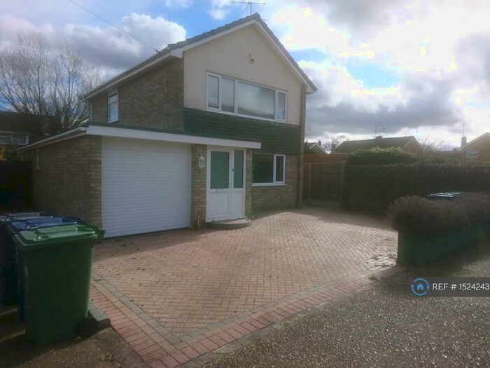 3 Bedroom Detached House To Rent In Hazel Way, St. Ives, PE27