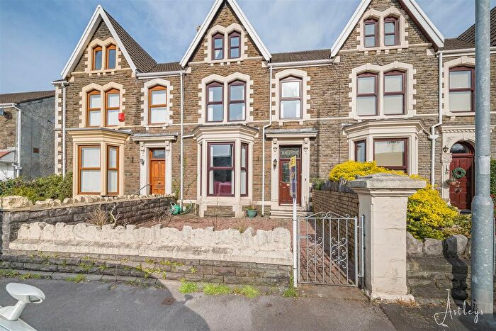 4 Bedroom Terraced House For Sale In Gnoll Park Road, Neath, SA11
