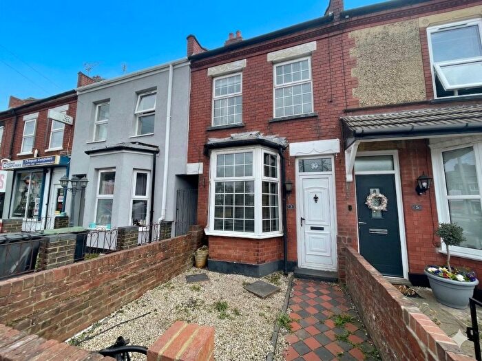 2 Bedroom Terraced House For Sale In Ramridge Road, Luton, Bedfordshire, LU2