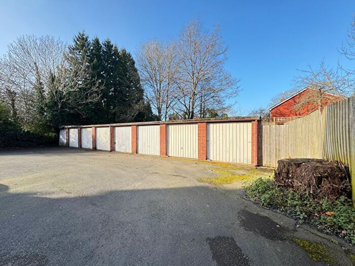 1 Bedroom Flat For Sale In School Lane, Kenilworth, CV8