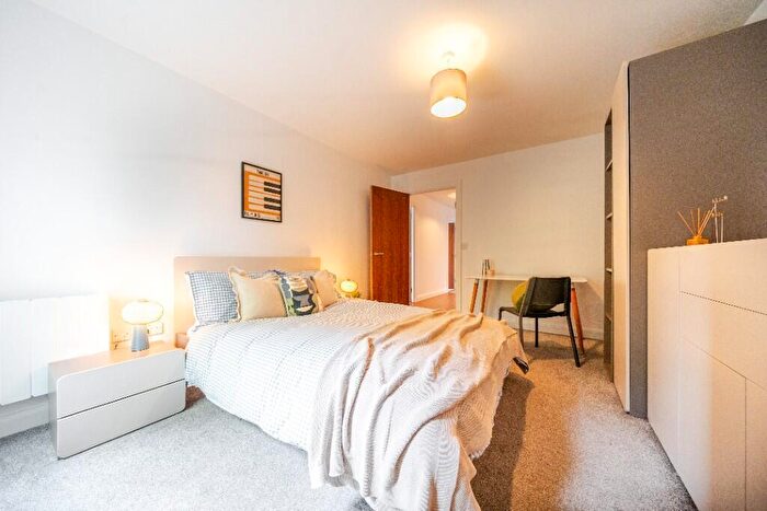 3 Bedroom Apartment To Rent In St. Johns Road, Leeds, West Yorkshire, LS3