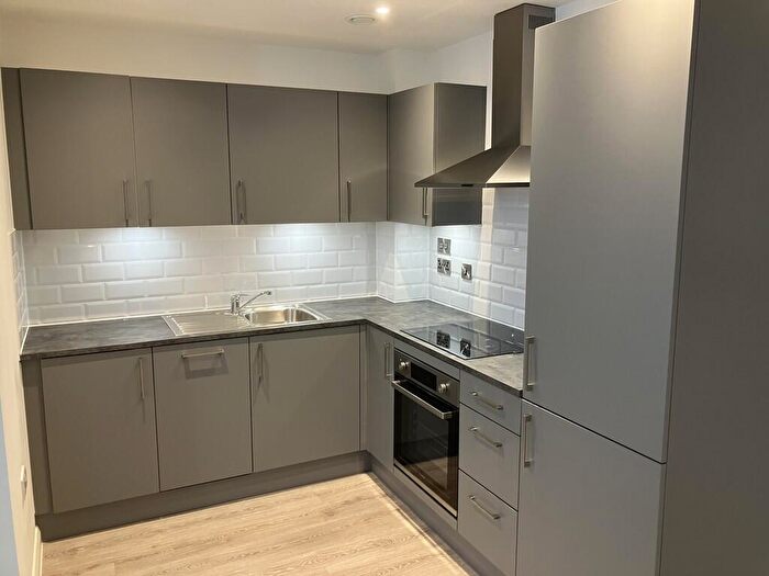 2 Bedroom Apartment To Rent In Parkview, Darwin Street, B12