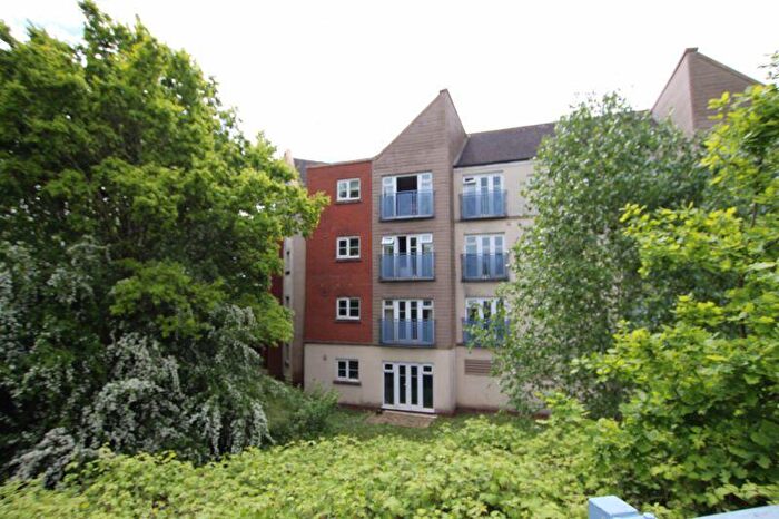2 Bedroom Apartment To Rent In Whistle Road Mangotsfield Bristol, BS16
