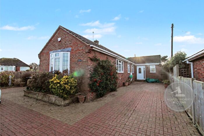 3 Bedroom Detached Bungalow For Sale In Collingwood Close, Heacham, King's Lynn, PE31