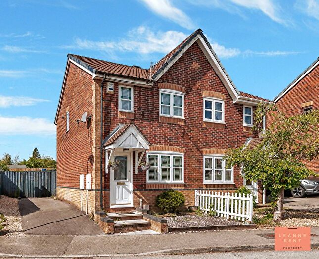 2 Bedroom Semi-Detached House For Sale In Heol Tyddyn, Caerphilly, CF83