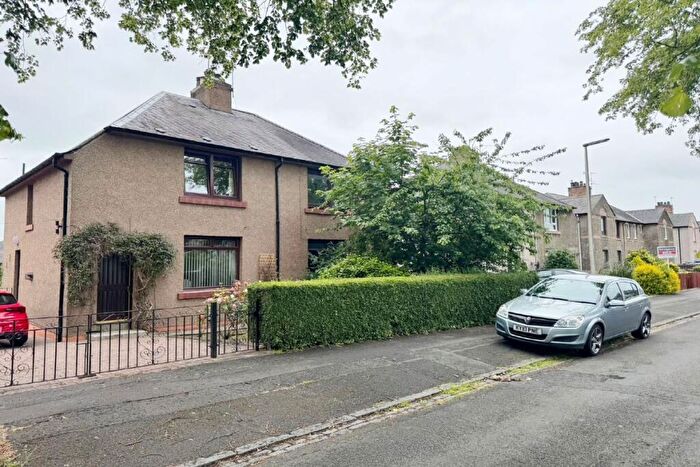 2 Bedroom Semi-Detached House For Sale In , Blake Street, Dunfermline, Fife, KY11