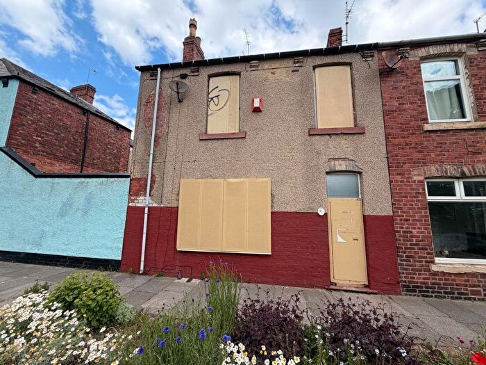 3 Bedroom End Of Terrace House For Sale In Colwyn Road, Hartlepool, TS26