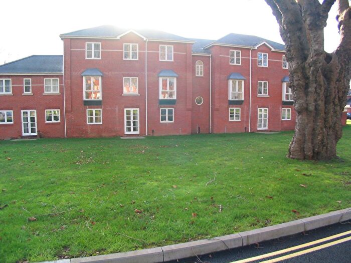 1 Bedroom Property To Rent In Addington Court, Exeter, EX4