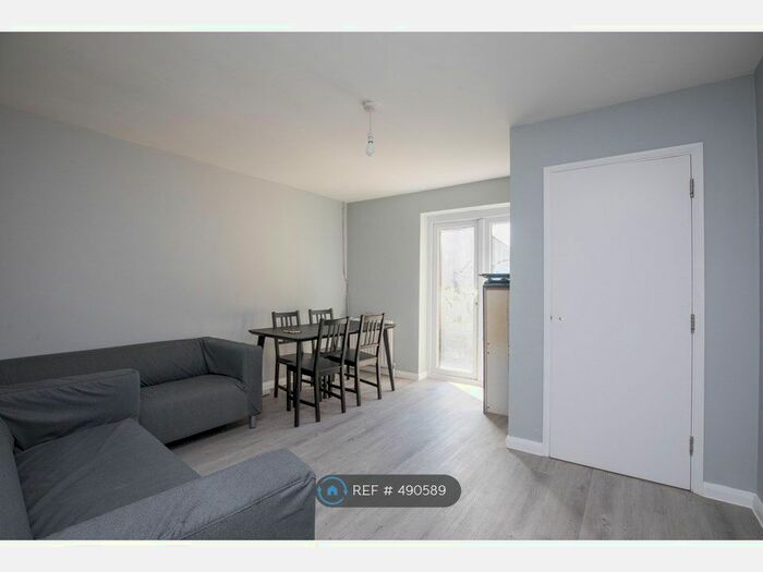 4 Bedroom Terraced House To Rent In Guildford Park Avenue, Guildford, GU2