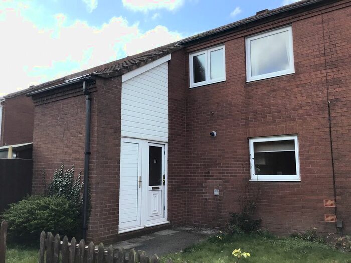 Houses for sale & to rent in TF2 9JW, Grove Street, St Telford