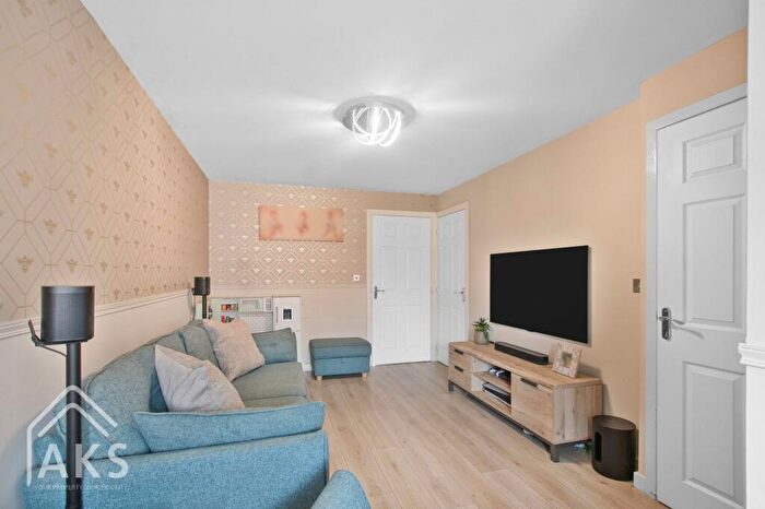 2 Bedroom End Of Terrace House For Sale In Chasewater Place, Hilton, DE65