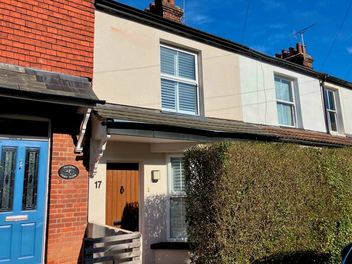 3 Bedroom Terraced House To Rent In Camp View Road, St.Albans, AL1