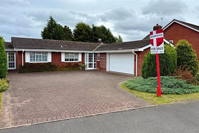 3 Bedroom Detached Bungalow For Sale In Lodge Close, Halesowen, B62