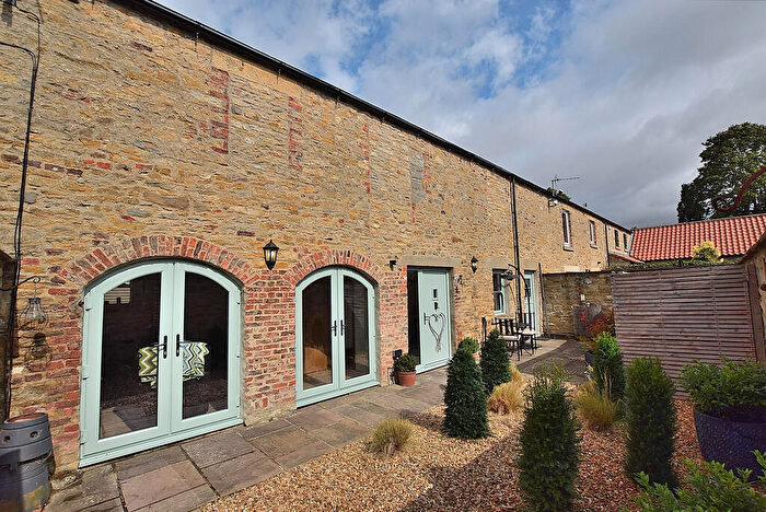 2 Bedroom Barn Conversion For Sale In Old Borough Steadings, Aldbrough St. John, DL11