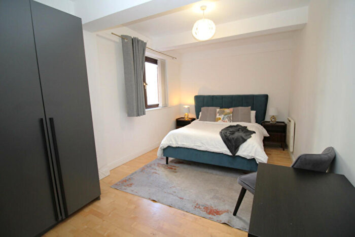 2 Bedroom Apartment To Rent In Tuscany House, Dickinson Street, Manchester, M1