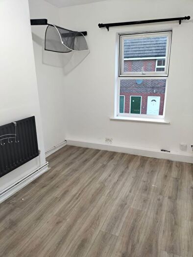 1 Bedroom Flat To Rent In Albert Road, Luton, LU1