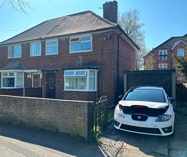 3 Bedroom Semi-Detached House To Rent In Altrincham Road, Manchester, M22