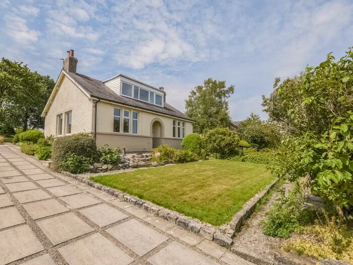 5 Bedroom Detached House For Sale In Noggarth Road, Roughlee, Burnley, Lancashire, BB12