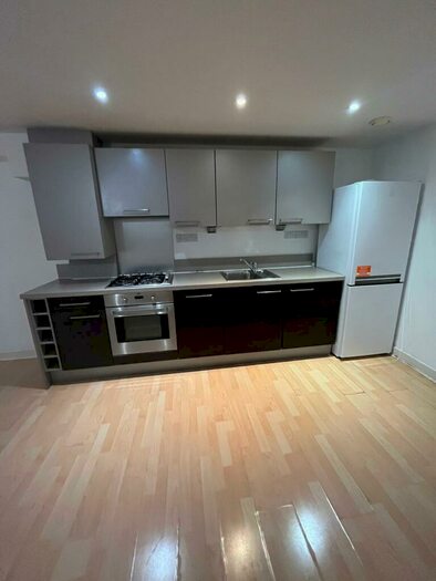 2 Bedroom Apartment To Rent In Great Colmore Street, Birmingham, B15