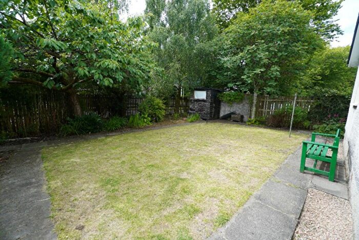 2 Bedroom Detached Bungalow For Sale In Buchanan Street, G63