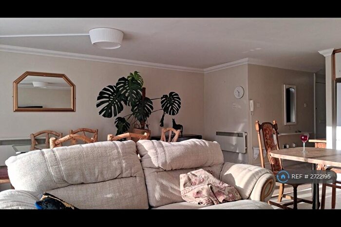 2 Bedroom Flat To Rent In Clifton Redland, Bristol, BS2