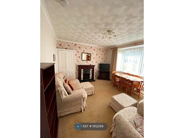 4 Bedroom Flat To Rent In Sighthill Loan, Edinburgh, EH11
