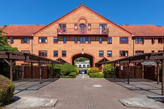1 Bedroom Flat To Rent In Cumberland Close, Bristol, Bristol, City Of, BS1