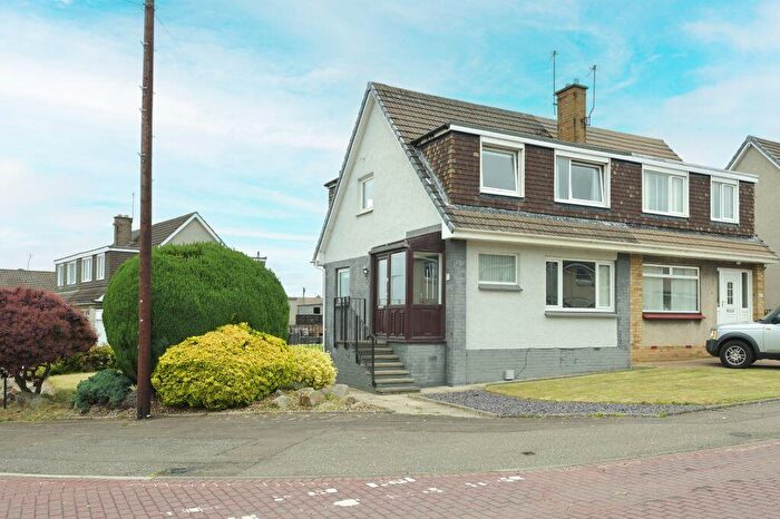 3 Bedroom Semi-Detached House For Sale In Mayburn Avenue, Loanhead, EH20