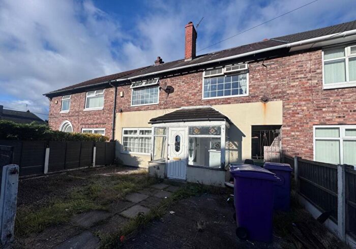 3 Bedroom Town House For Sale In Parlow Road, Liverpool, Merseyside, L11