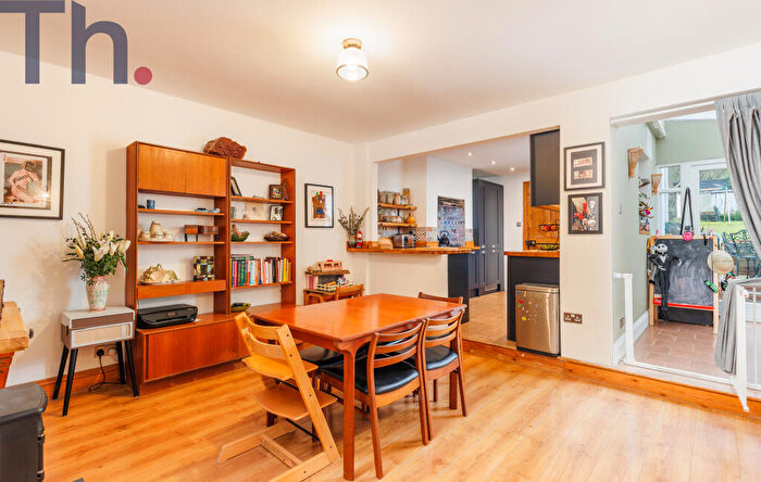 3 Bedroom Semi-Detached House For Sale In Carisbrooke, Isle Of Wight, PO30