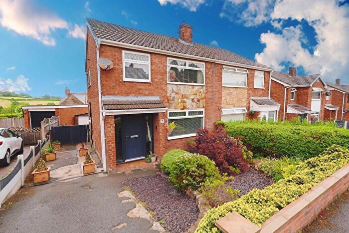 3 Bedroom Semi-Detached House For Sale In Prospect Drive, Coedpoeth, Wrexham, LL11
