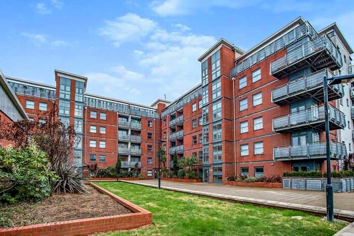 1 Bedroom Flat To Rent In Bush House, Berber Parade, London, SE18