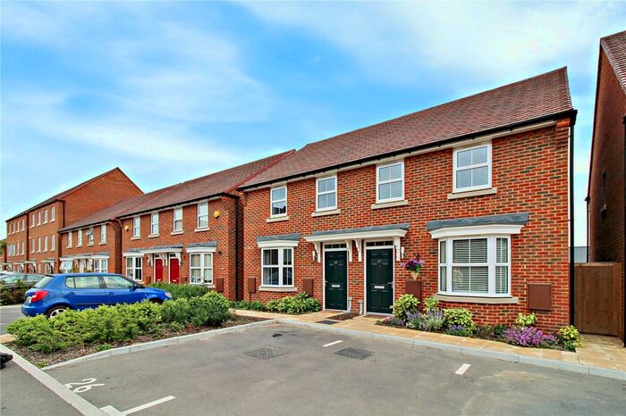 3 Bedroom Semi-Detached House To Rent In Hoadley End, Castle Hill, Ebbsfleet Valley, Swanscombe, DA10