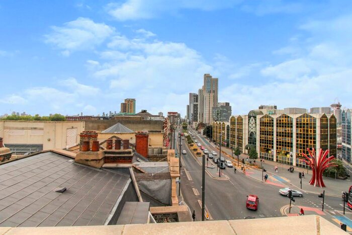 2 Bedroom Apartment To Rent In High Street, Stratford, E15