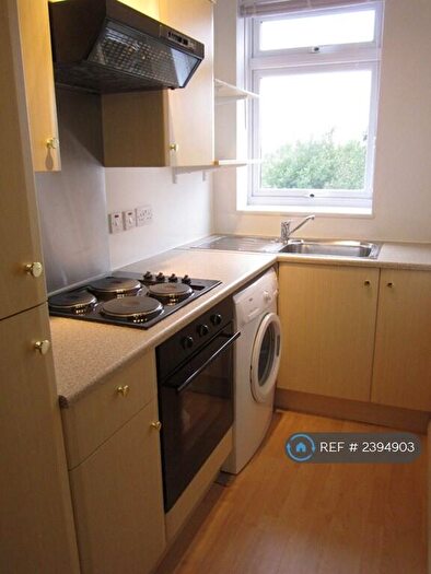 1 Bedroom Flat To Rent In Southmead Road, Westbury-On-Trym, Bristol, BS10