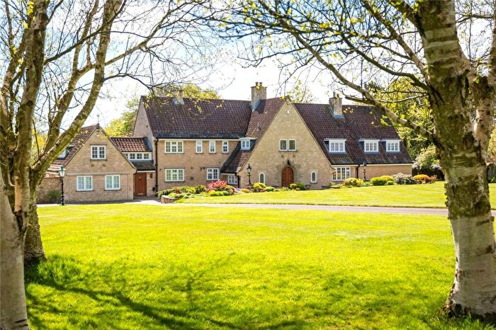 6 Bedroom Detached House For Sale In Stonesfield House, Hill Top Lane, HG3