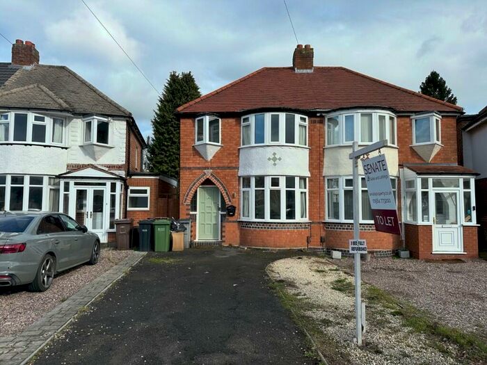 3 Bedroom Semi-Detached House To Rent In Wellsford Avenue, Solihull, B92