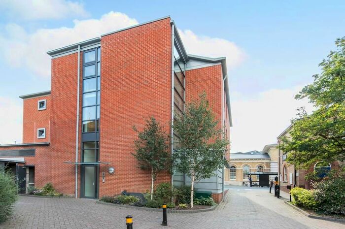 2 Bedroom Flat To Rent In Exchange Square, Winchester, Hampshire, SO23
