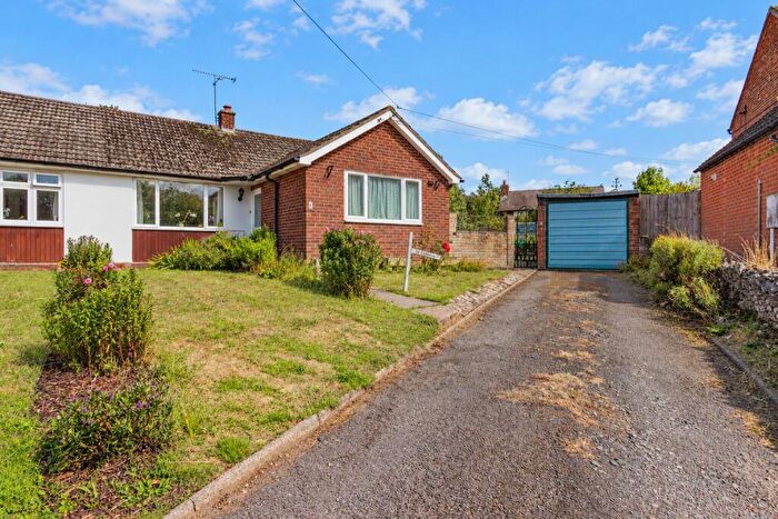 3 Bedroom Property For Sale In Thorn Way, Long Itchington, Southam, CV47