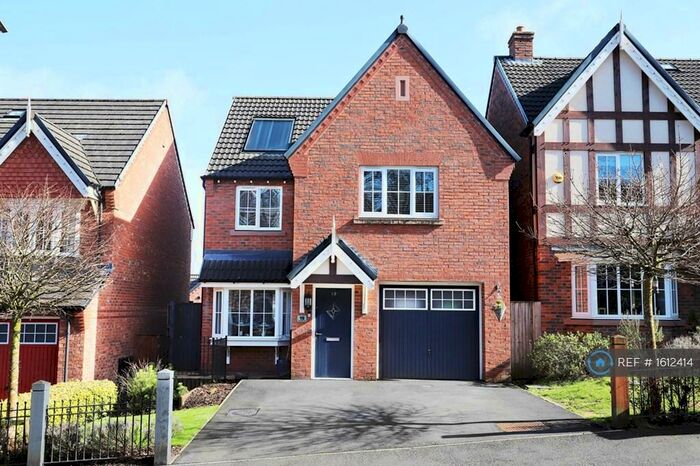 4 Bedroom Detached House To Rent In Duxbury Manor Way, Chorley, PR7