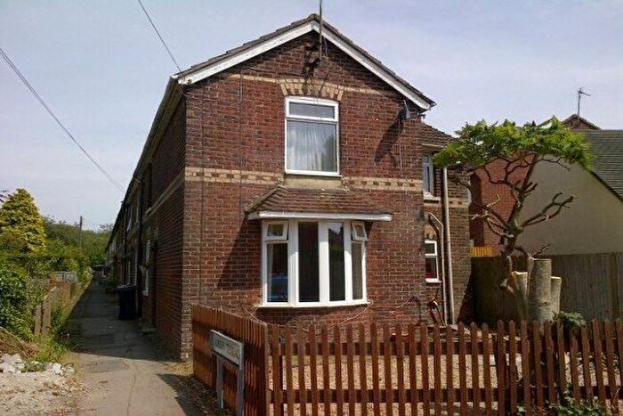 1 Bedroom Flat To Rent In Camden Terrace, Ashford, TN24