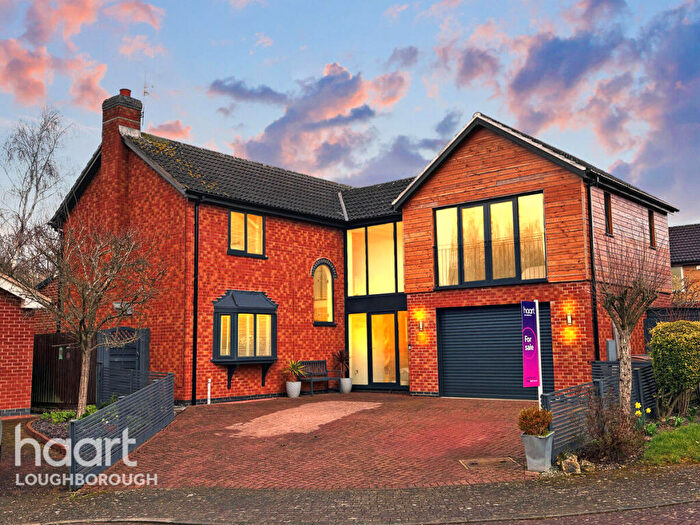 5 Bedroom Detached House For Sale In Kingswood Avenue, Loughborough, LE11