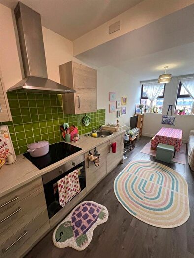 2 Bedroom Apartment To Rent In Flat B Porterbrook Apartments, Broomhall Street, S3