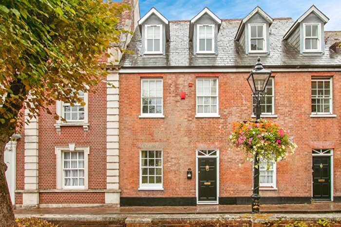 3 Bedroom Terraced House For Sale In Thames Street, Poole, BH15