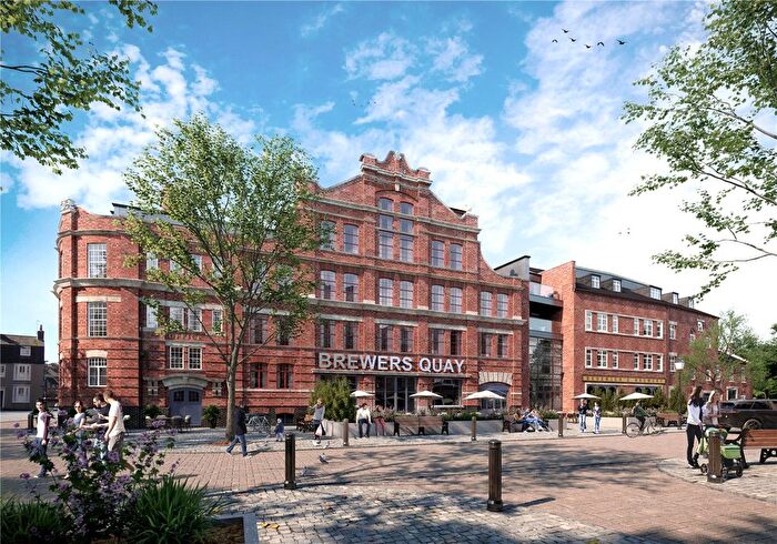 3 Bedroom Flat For Sale In Brewery Reach, Hope Square, Weymouth, Dorset, DT4